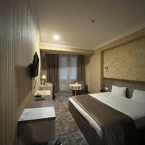 Royal Sapphire Otel