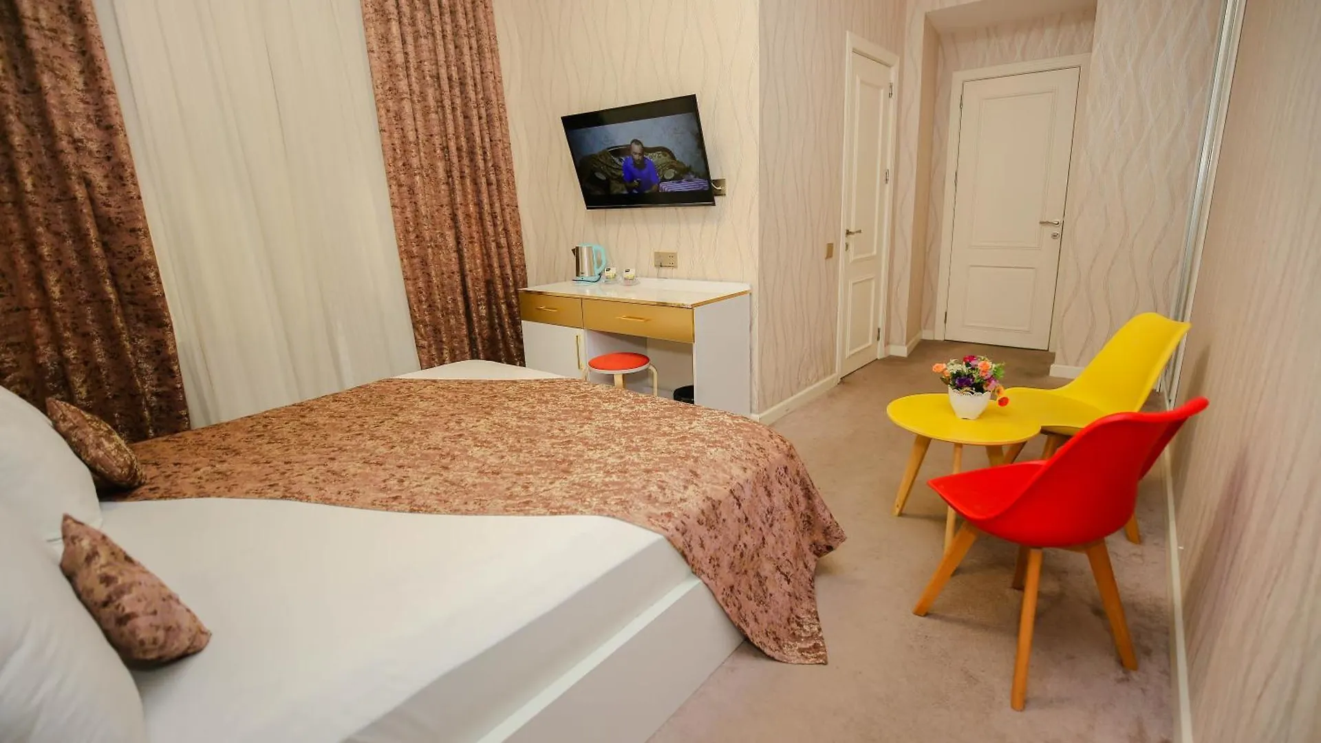 Dionis Coffee Shop Hotel Baku 4*,  Azerbaijan