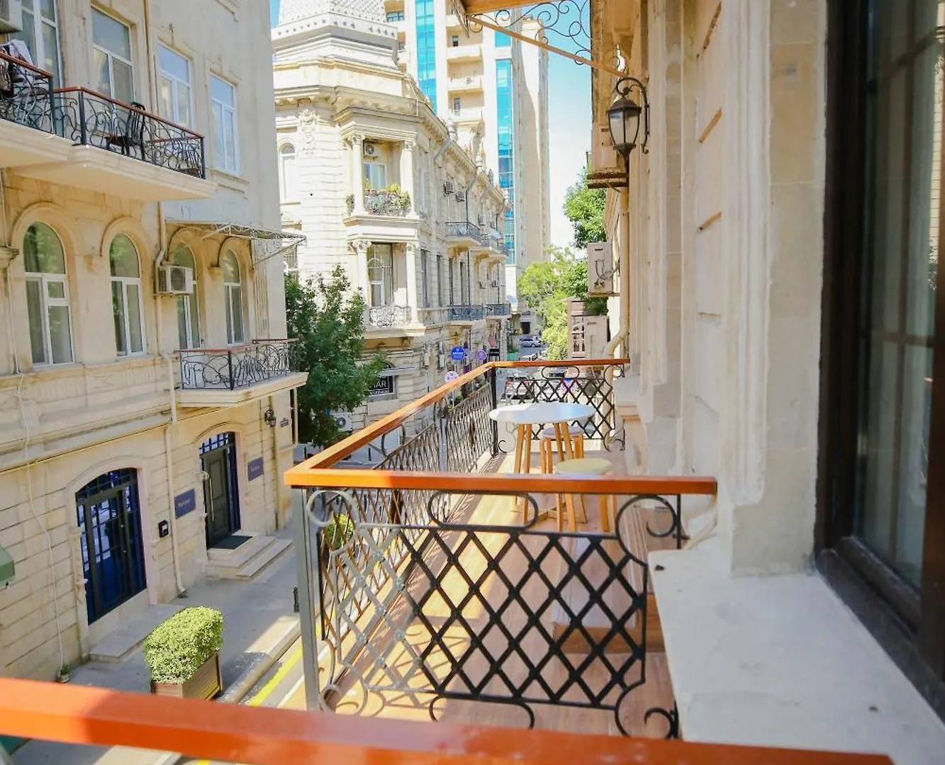 Dionis Coffee Shop Hotel Baku 4*,  Azerbaijan